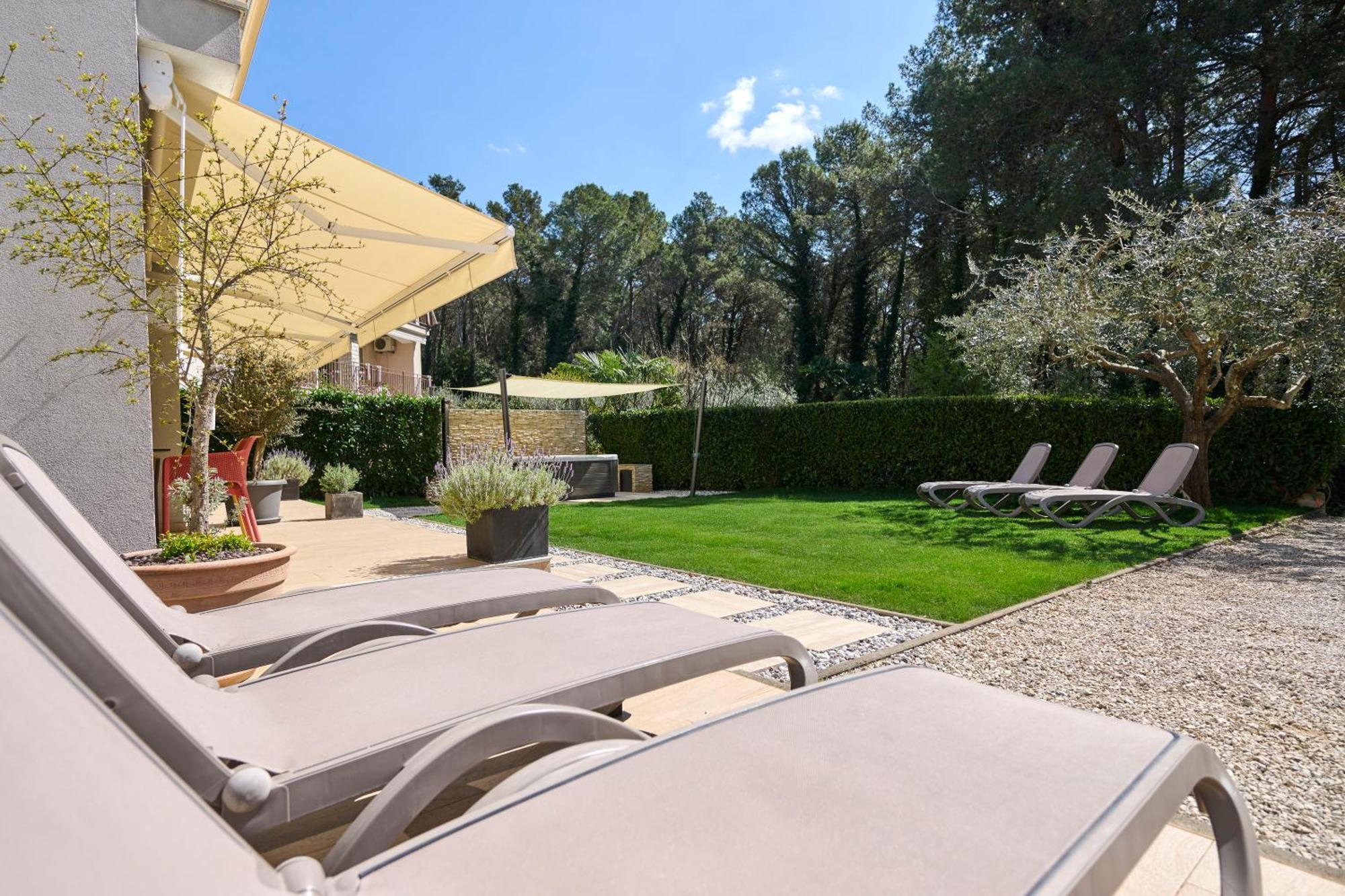 Apartments Martello Garden Poreč Zewnętrze zdjęcie